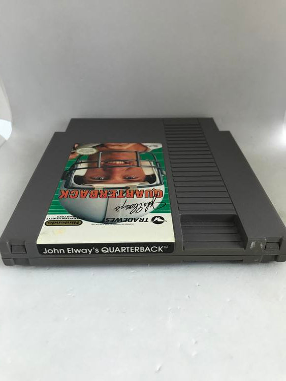JOHN ELWAY'S QUARTERBACK (COMPLETE IN BOX) (usagé)