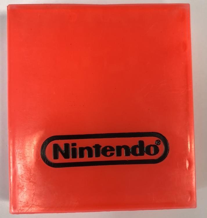 CASE CARTRIDGE PROTECTOR RED NINTENDO (NES) (usagé)