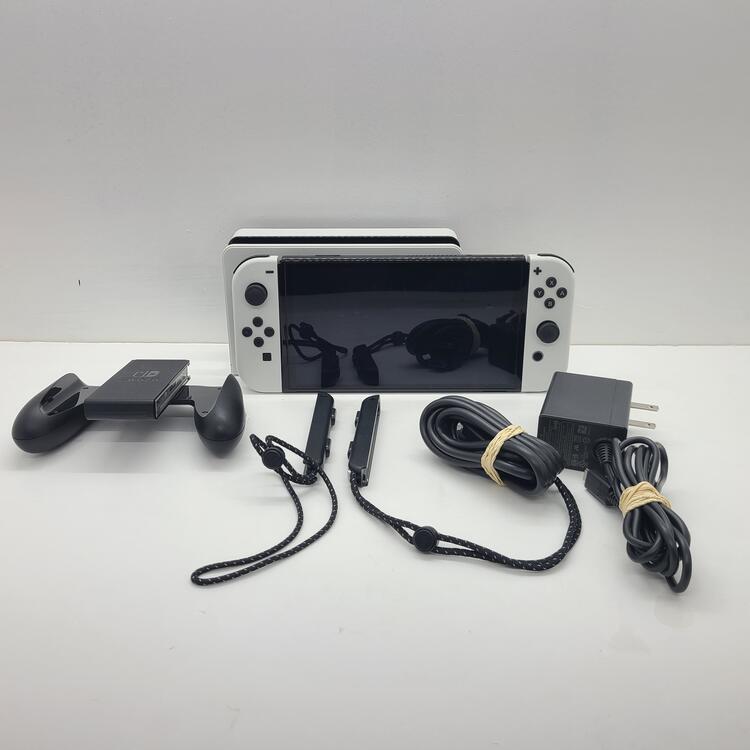 NINTENDO SWITCH OLED WHITE (WITH BOX) (usagé)