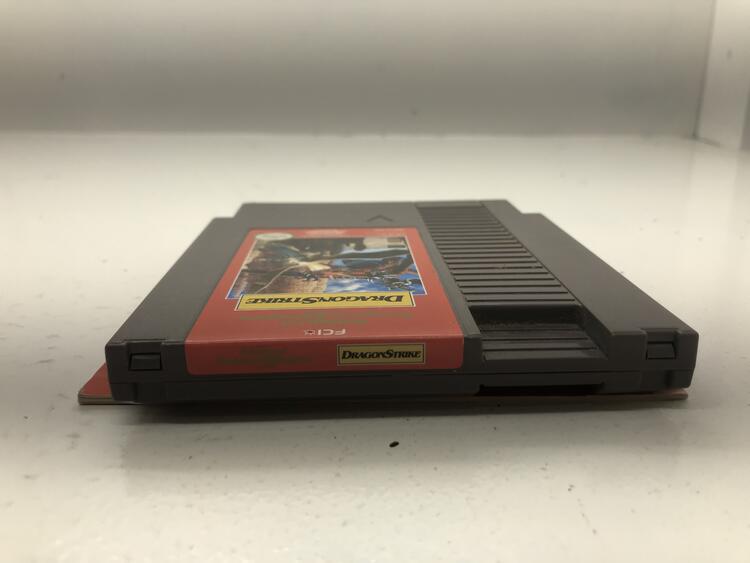 ADVANCED DUNGEONS & DRAGONS DRAGON STRIKE (WITH MANUAL) (usagé)