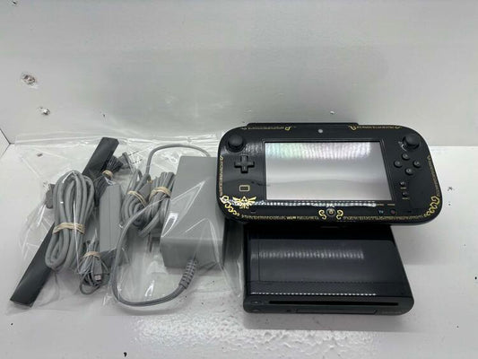 NINTENDO WIIU BLACK DELUXE - 32 GB (GAMEPAD NEW BATTERY) (used)
