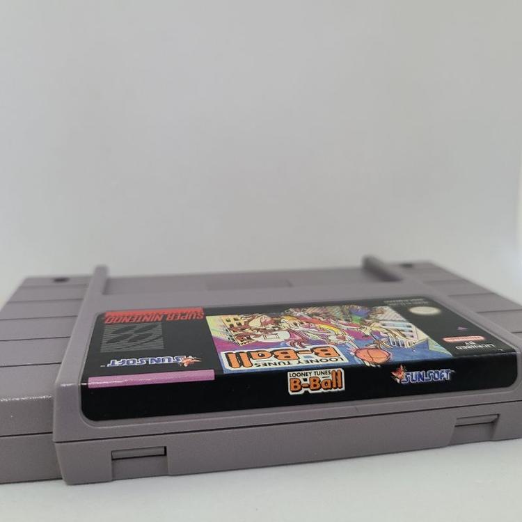 LOONEY TUNES B-BALL