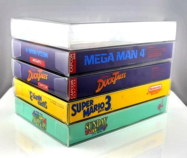 PLASTIC BOX PROTECTOR (NINTENDO NES)