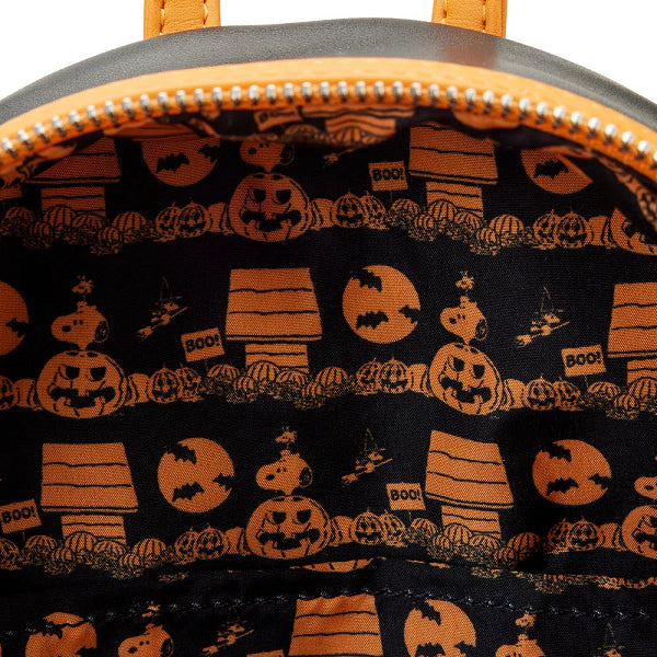 LOUNGEFLY PEANUTS GREAT PUMPKIN SNOOPY BACKPACK (usagé)