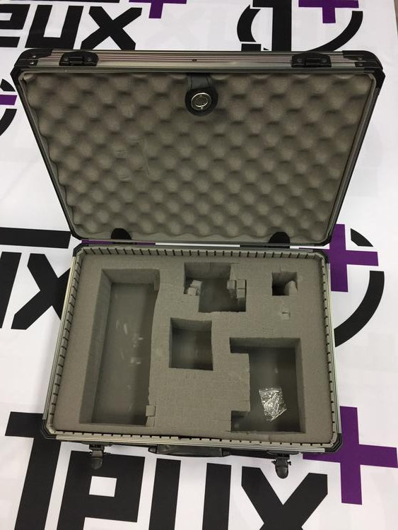 NINTENDO VIRTUAL BOY SYSTEM (WITH CARRY CASE)