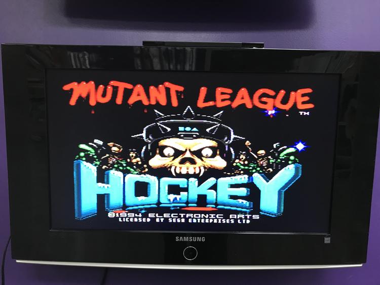 MUTANT LEAGUE HOCKEY (COMPLETE IN BOX) (usagé)