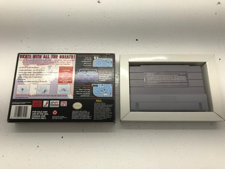 NHLPA HOCKEY '93 (WITH BOX) (usagé)