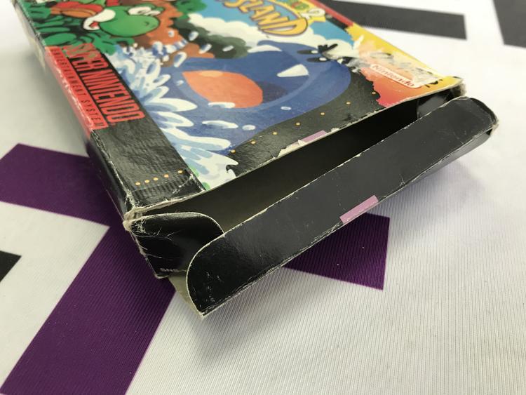 SUPER MARIO WORLD 2 YOSHI'S ISLAND (WITH BOX) (usagé)