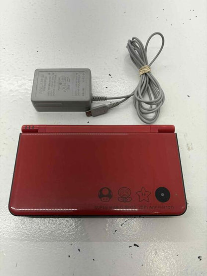 NINTENDO DSI XL SUPER MARIO BROS 25TH ANNIVERSARY EDITION (usagé)