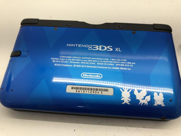 NINTENDO 3DS XL POKEMON XERNEAS / YVELTAL BLUE EDITION  + SD CARD + CASE