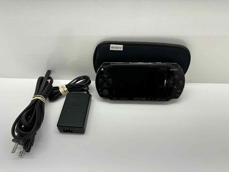 PSP 1000 BLACK + 32 MB MEMORY STICK (usagé)