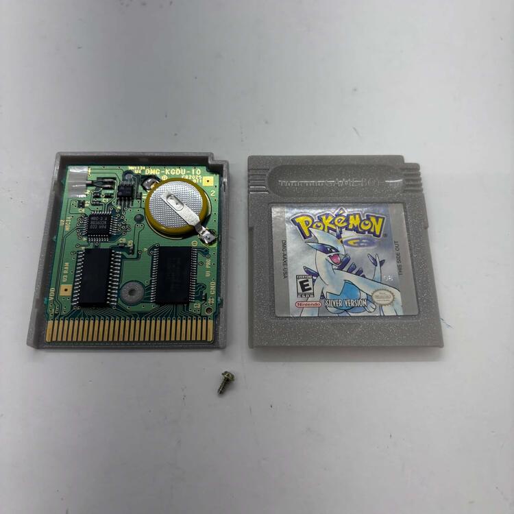 POKEMON SILVER (COMPLETE IN BOX) (usagé)
