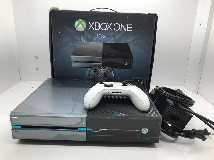 XBOX ONE HALO 5 GUARDIANS EDITION - 1 TB (WITH BOX) (NO HALO GAME / NO HALO CONTROLLER) (usagé)