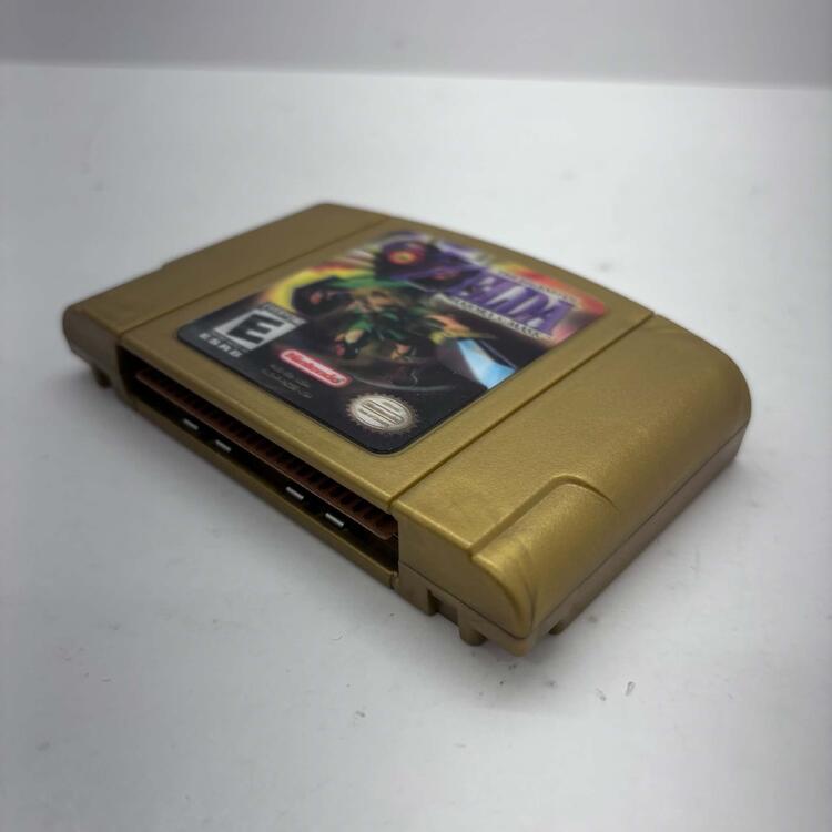 THE LEGEND OF ZELDA MAJORA'S MASK COLLECTOR'S EDITION (COMPLETE IN BOX)