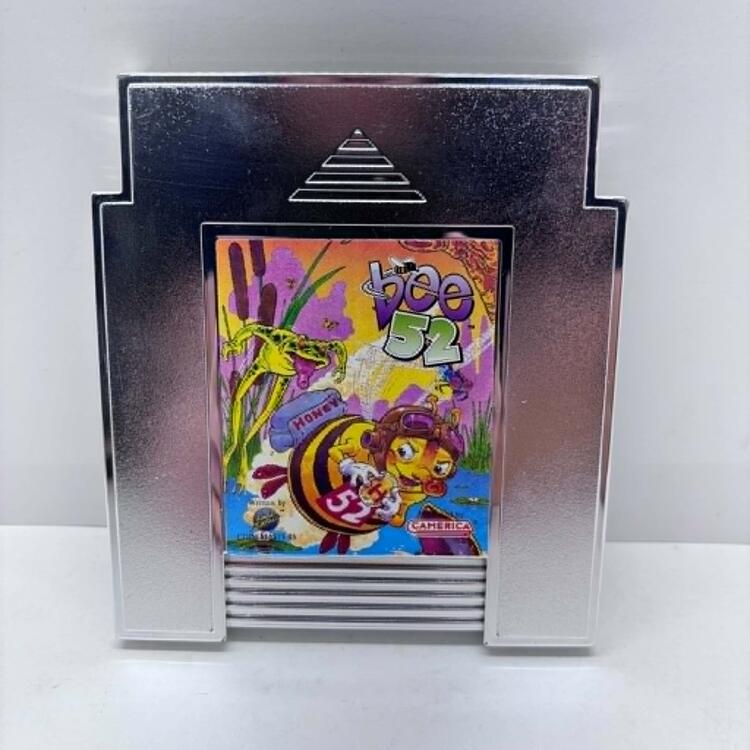 BEE 52 W/ REGISTRATION CARD (COMPLETE IN BOX)