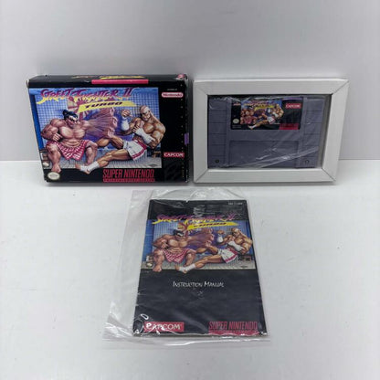 STREET FIGHTER II TURBO (COMPLETE IN BOX) (usagé)
