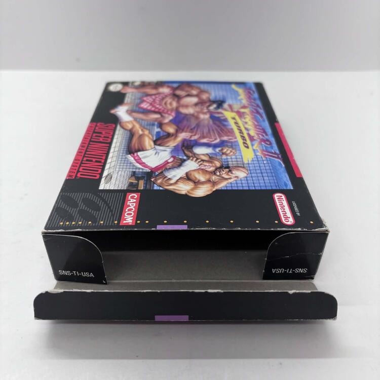 STREET FIGHTER II TURBO (COMPLETE IN BOX)