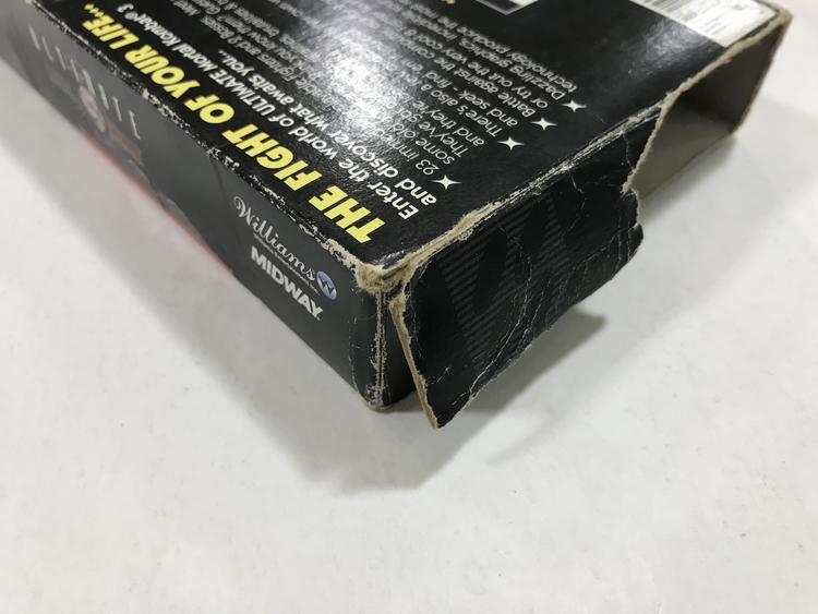 ULTIMATE MORTAL KOMBAT 3 (WITH BOX) (usagé)