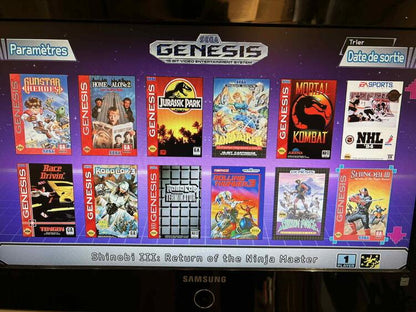 SEGA GENESIS MINI CONSOLE + 2 CONTROLLERS (CONSOLE PIRATÉ AVEC 110 JEUX) ** VOIR PHOTO (usagé)