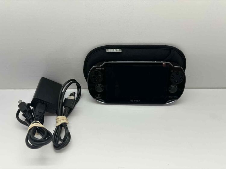 PLAYSTATION VITA BLACK WI-FI 3 GB + 4 GB MEMORY CARD + CASE