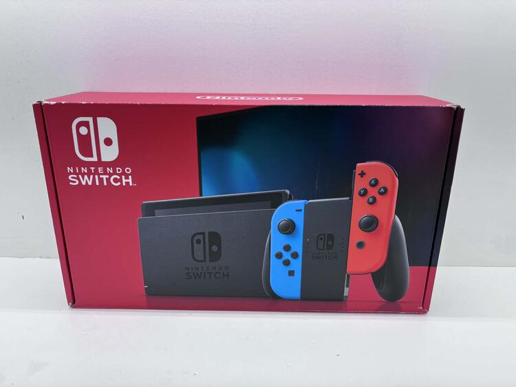 NINTENDO SWITCH MODEL 2 RED AND BLUE (COMPLETE IN BOX) (usagé)