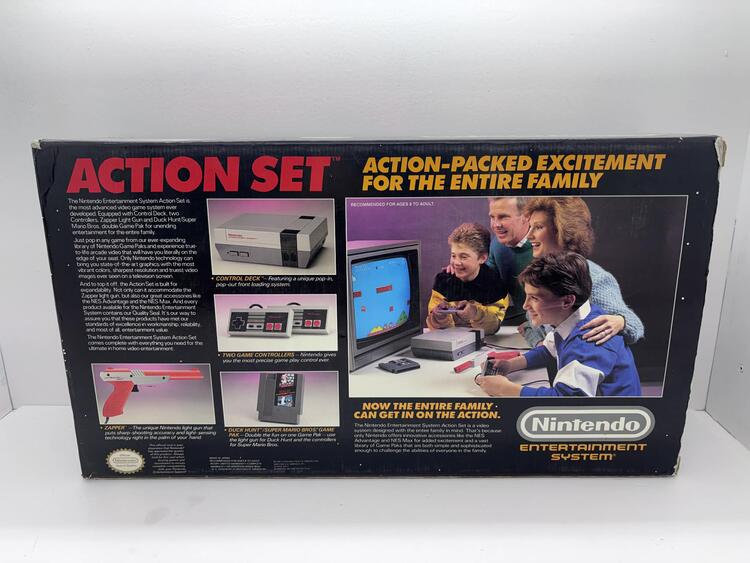 NINTENDO ENTERTAINMENT SYSTEM ACTION SET (COMPLETE IN BOX) (used)