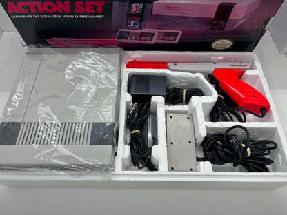 NINTENDO ENTERTAINMENT SYSTEM ACTION SET (COMPLETE IN BOX) (used)
