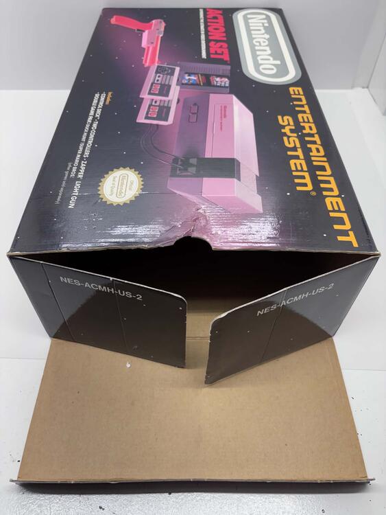 NINTENDO ENTERTAINMENT SYSTEM ACTION SET (COMPLETE IN BOX) (used)