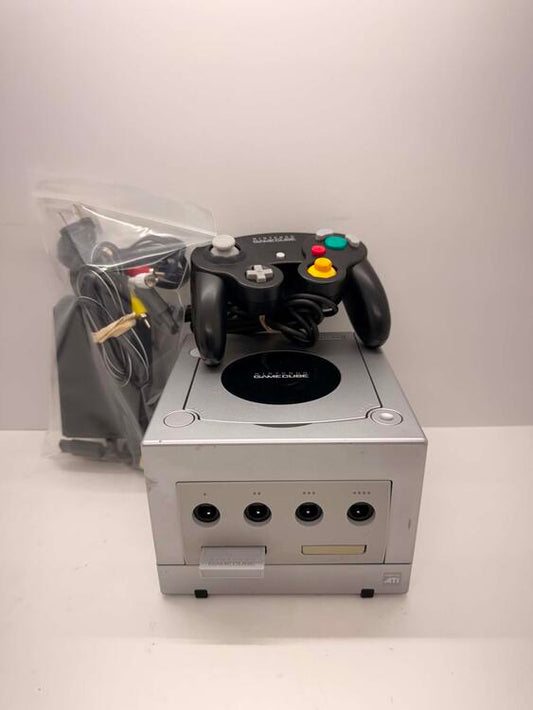 GAMECUBE PLATINUM (DOL-101) + 1 CONTROLLER + 1 MEMORY CARD (usagé)