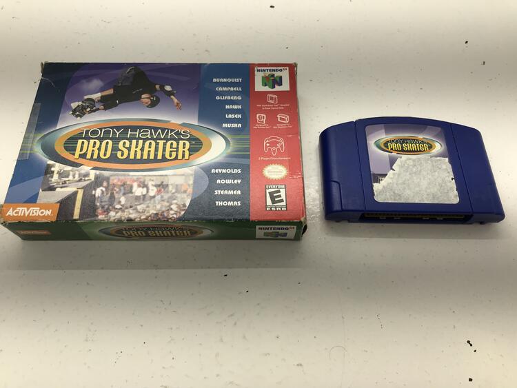TONY HAWK'S PRO SKATER (WITH BOX)