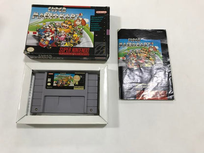 SUPER MARIO KART (COMPLETE IN BOX) (usagé)