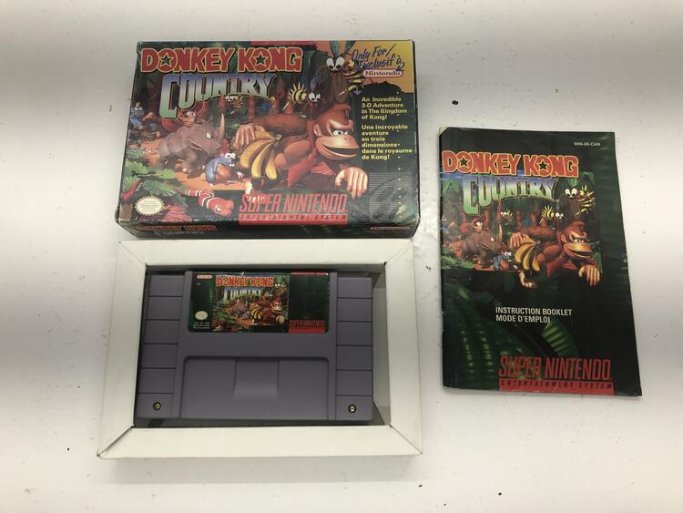 DONKEY KONG COUNTRY (COMPLETE IN BOX)