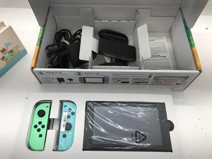 NINTENDO SWITCH MODEL 2 ANIMAL CROSSING SPECIAL EDITION + CARY CASE + SCREEN PROTECTOR  (COMPLETE IN BOX) (usagé)