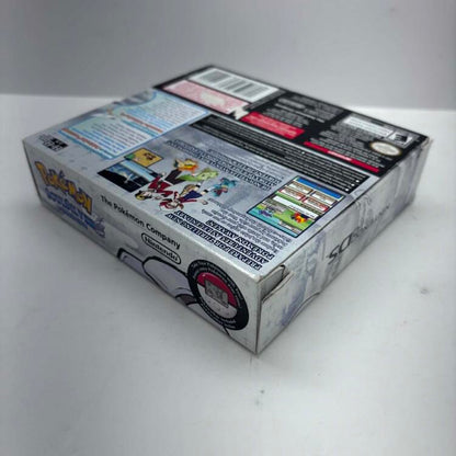 POKEMON SOULSILVER W/ POKEWALKER (COMPLETE IN BOX) (usagé)
