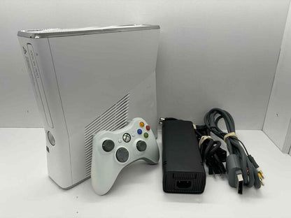 XBOX 360 MODEL 2 WHITE - 250 GB + 1 CONTROLLER (usagé)