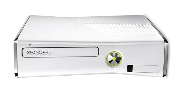 XBOX 360 MODEL 2 WHITE - 250 GB + 1 CONTROLLER (usagé)