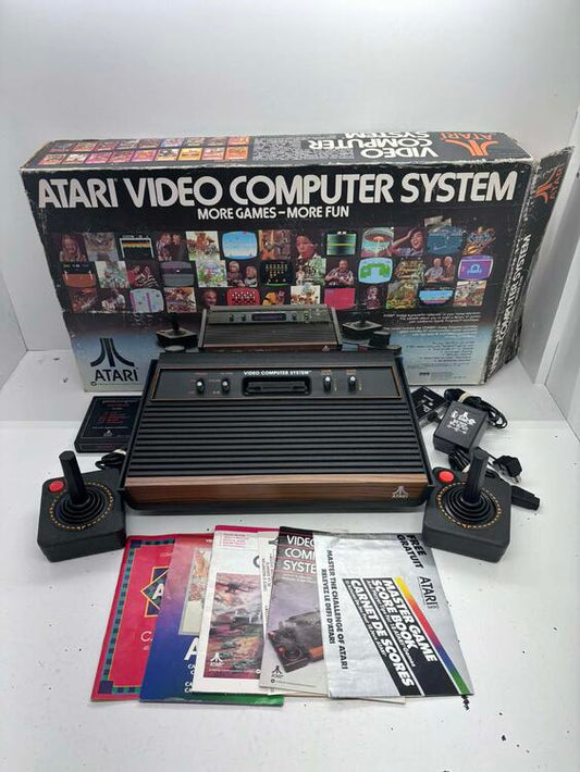ATARI 2600 SYSTEM - NO PADDLE CONTROLLER (COMPLETE IN BOX)