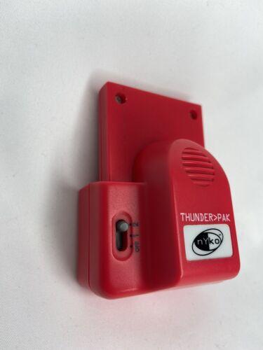 HYPER PAK PLUS RED NYKO (4 MEMORY CARD + 2 RUMBLE) (N64) (usagé)