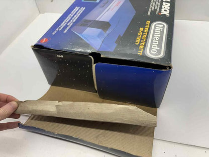 NINTENDO ENTERTAINMENT SYSTEM CONTROL DECK (COMPLETE IN BOX) (used)