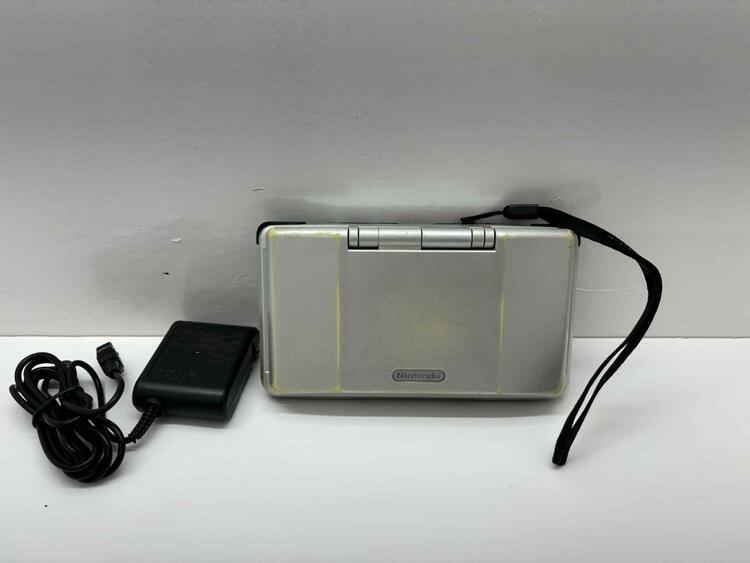 NINTENDO DS PLATINUM (usagé)