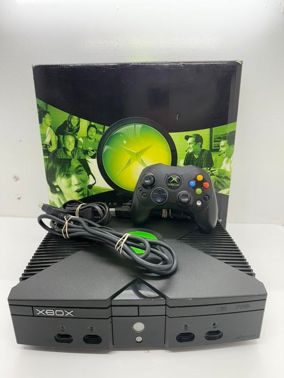 XBOX BLACK (COMPLETE IN BOX / NO FOAM) (used)