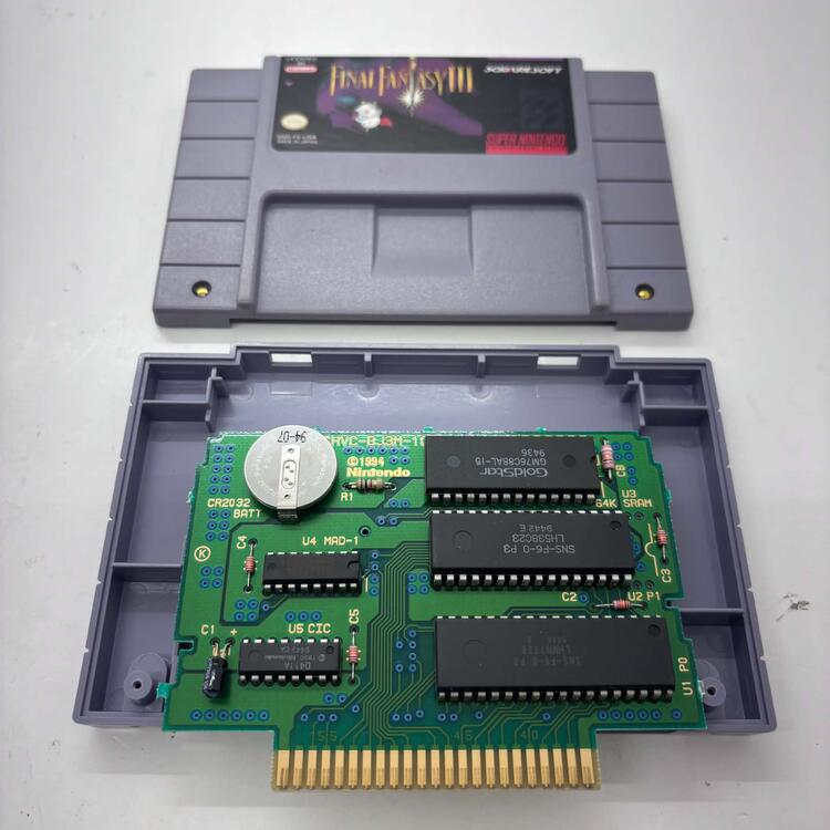 FINAL FANTASY III (COMPLETE IN BOX W/ MAP)