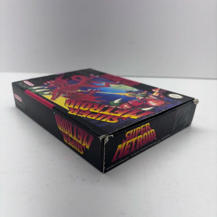 SUPER METROID (COMPLETE IN BOX)