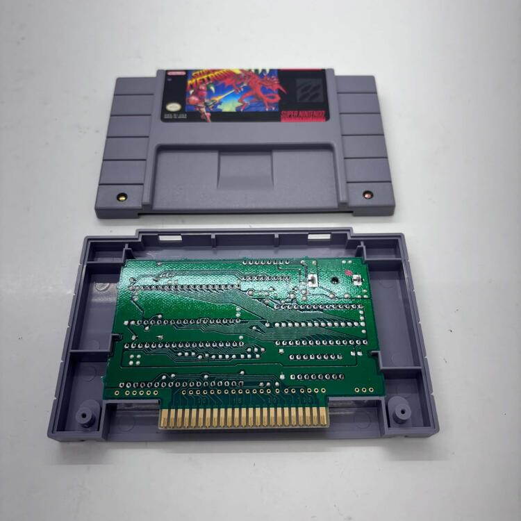 SUPER METROID (COMPLETE IN BOX) (usagé)