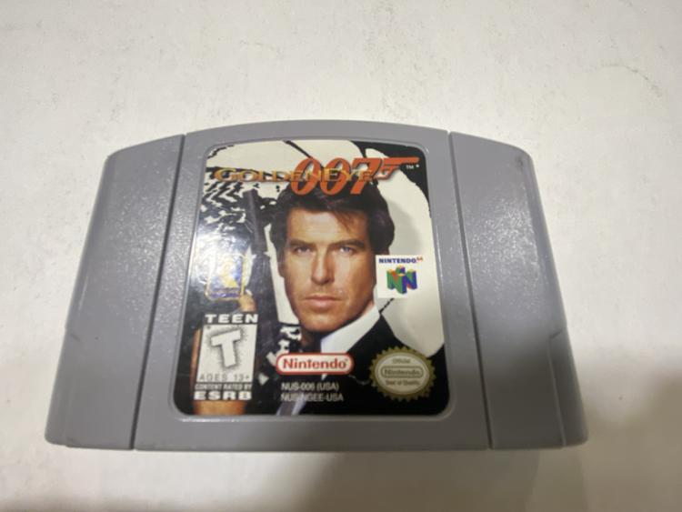 007 GOLDENEYE (COMPLETE IN BOX) (usagé)