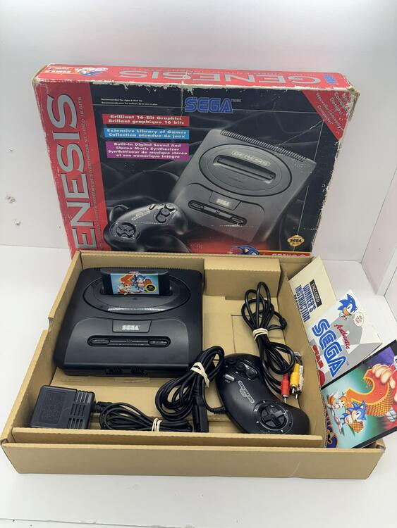 SEGA GENESIS MODEL 2 SONIC THE HEDGEHOG SPINBALL BUNDLE (COMPLETE IN BOX) (used)