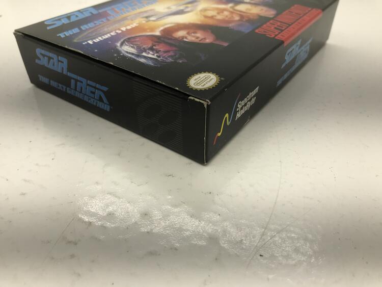 STAR TREK THE NEXT GENERATION (COMPLETE IN BOX)
