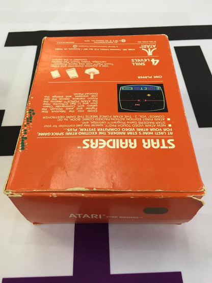 ATARI 2600 STAR RAIDERS WITH TOUCH PAD (COMPLETE IN BOX) (usagé)