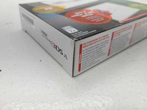 NEW NINTENDO 3DS XL BLACK (COMPLETE IN BOX) (usagé)