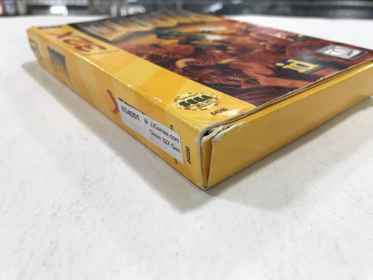 SEGA GENESIS 32X DOOM (COMPLETE IN BOX) (usagé)